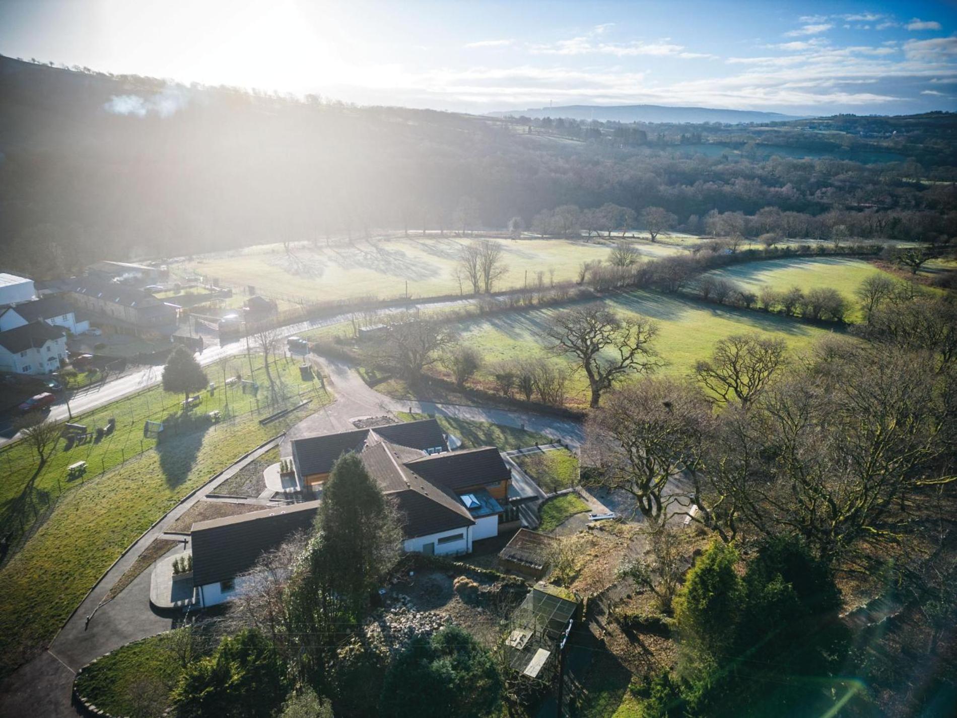 5 - Sleeping Giant - Pen Y Cae Apartment