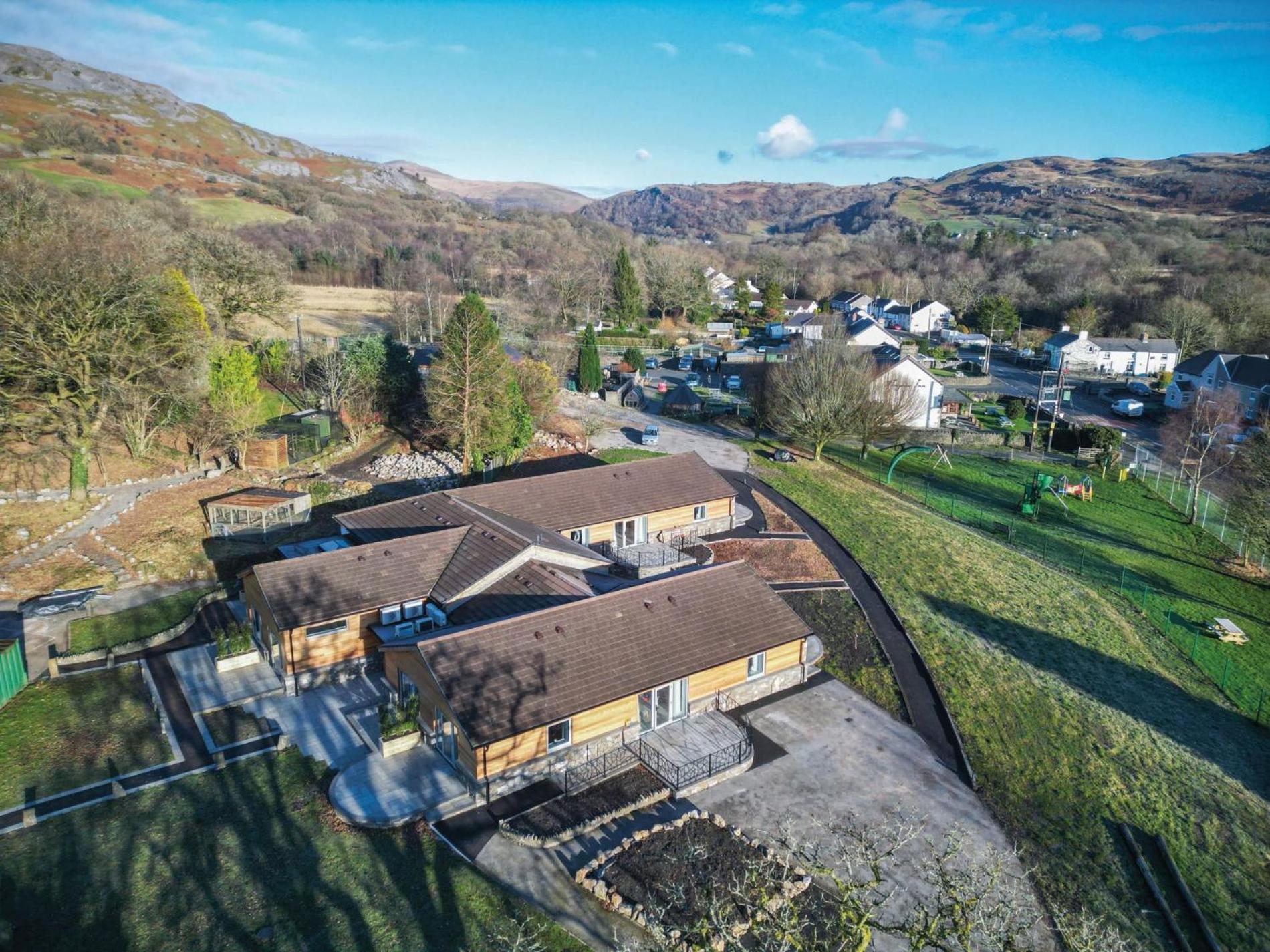 5 - Sleeping Giant - Pen Y Cae Apartment *